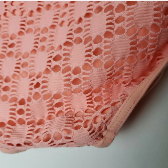 Kenneth Cole Reaction Lacy Days Crochet Hipster Bottom Size Large - Picture 7 of 9